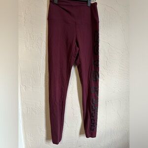 🎈2/$15🎈Love Pink Leggings Size Small- Burgundy